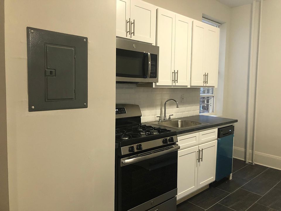 1st image of 268 Palisade Ave #4A