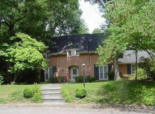 107 Dogwood Ln, Radford, VA 24141