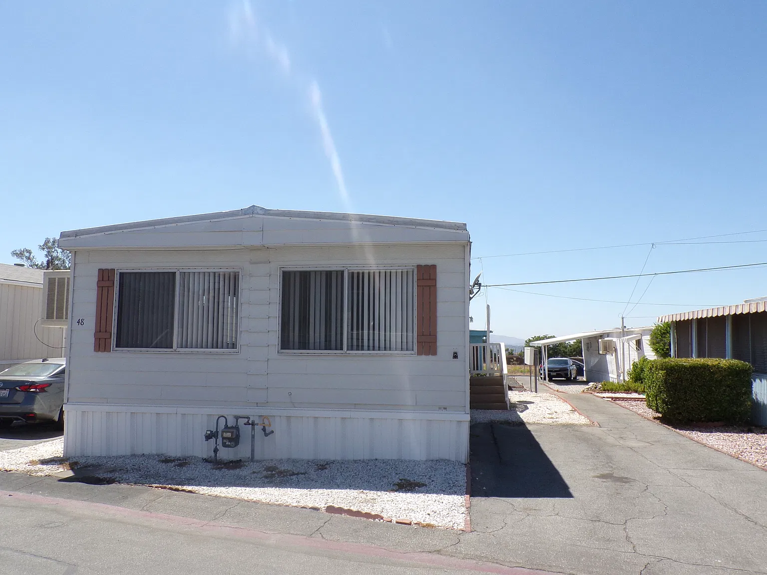 3 bed, 1080 sqft, $1,995 — Photo 2
