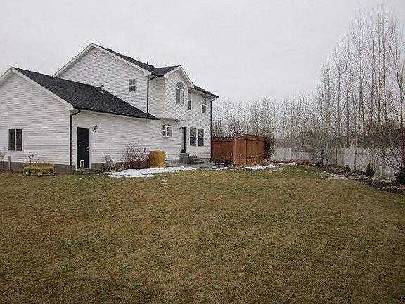 3rd image of 4245 E Cherrywood Cir