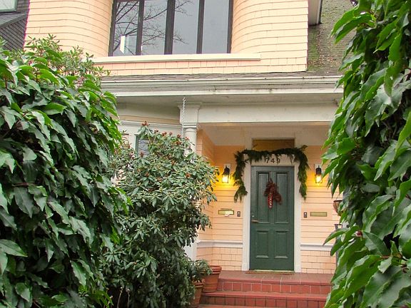 749 Broadway