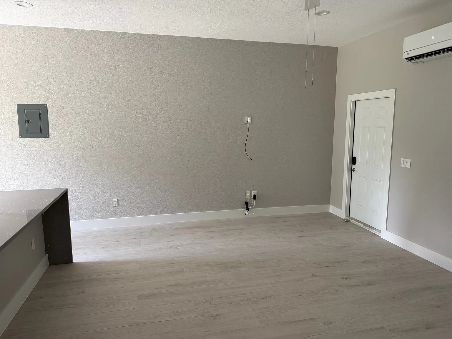 Studio, 500 sqft, $1,100 — Photo 2