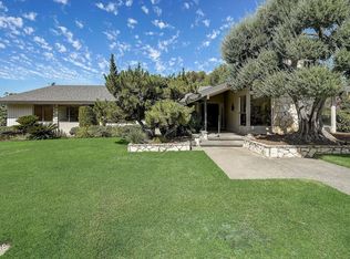 1463 Edgecliff Ln, Pasadena, CA 91107