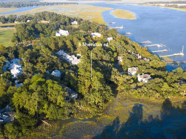 5 Sheridan Road, Beaufort, SC 29907