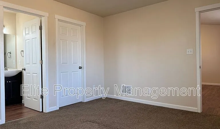983 S Palomar Dr — Photo 14