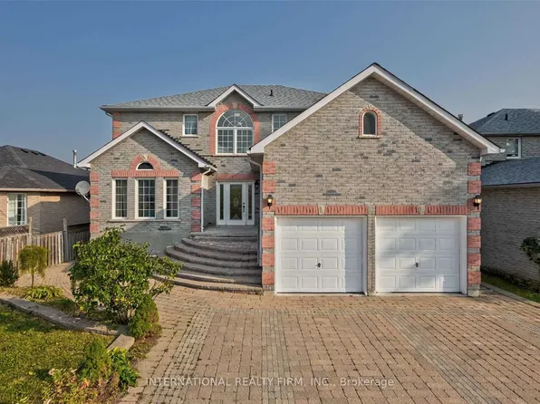 8 Cheltenham Rd, Barrie, ON L4M 6T2