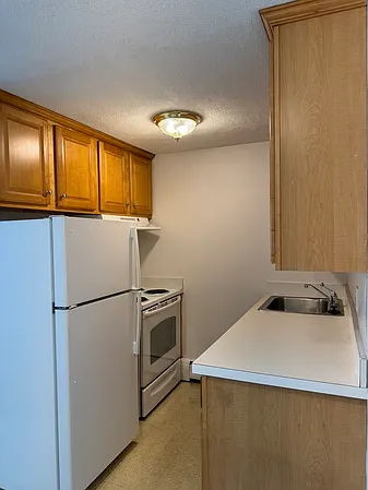50 Franklin St #5 — Photo 3