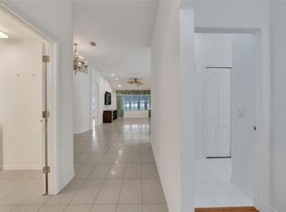 9607R Laurel Ledge Dr, Riverview, FL 33569
