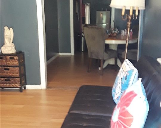 5th image of 3541 Begonia St