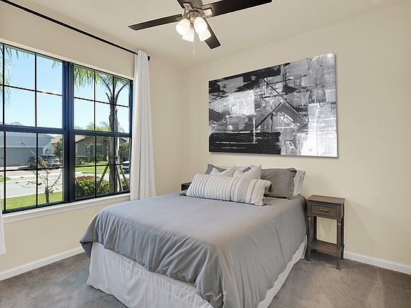 3rd image of 644 SE Villandry Way
