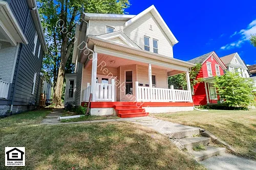 340 W Dewald St #2 Photo 1