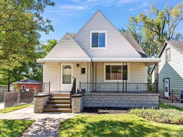 25431 Hanover St, Dearborn Heights, MI 48125