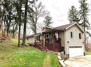 2102 Old State Route 2, Dixon, IL 61021