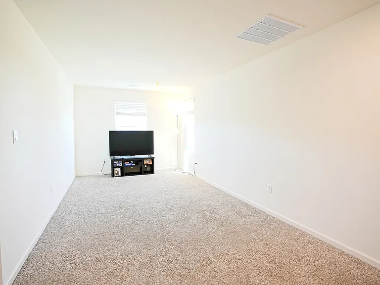 2733 Berrywood Ln — Photo 14