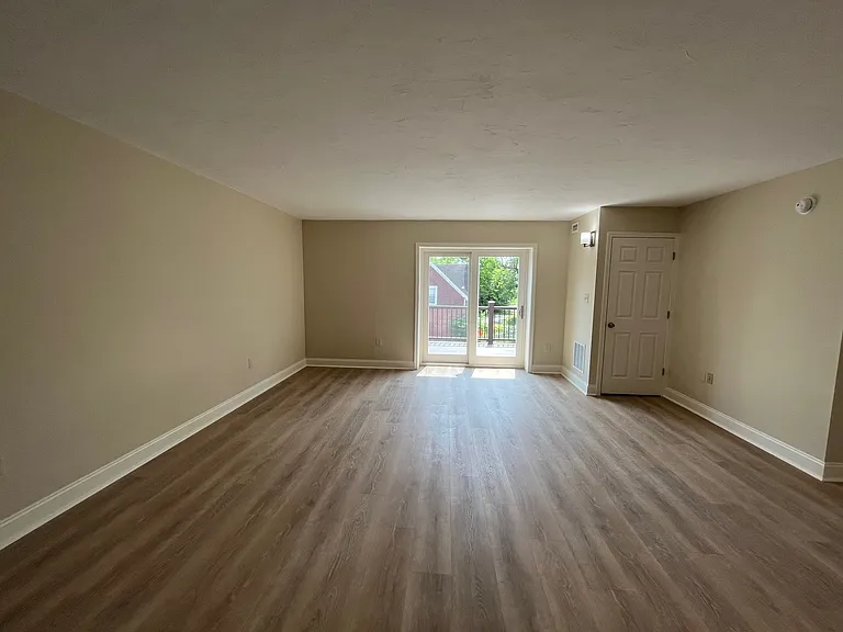 5620 Rippey St #301 — Photo 4