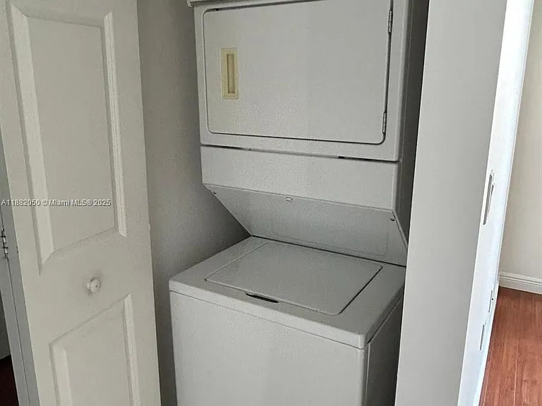 1755 Hallandale Beach Blvd — Photo 8