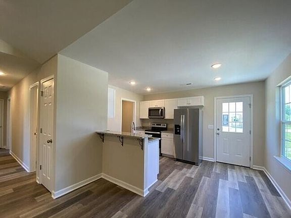 3rd image of 303 County Road 349