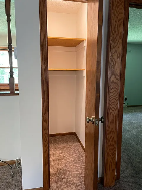 2 bed, 1000 sqft, $1,600 — Photo 4