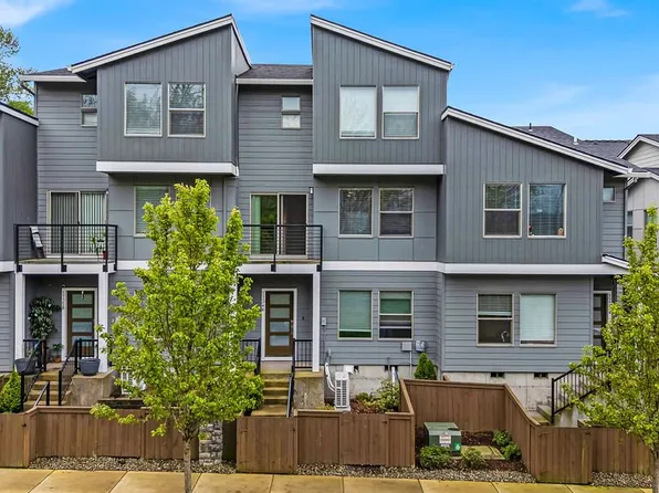 17346 SE Crossroads Ave, Damascus, OR 97089