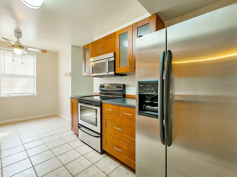 19 Pickering Ct #1 — Photo 11