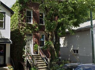712 W 17th St #2, Chicago, IL 60616
