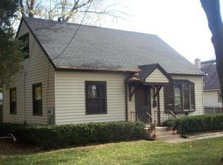 3905 School Rd, Madison, WI 53704