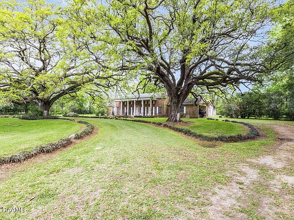 2nd image of 7769 Grand Prairie Rd