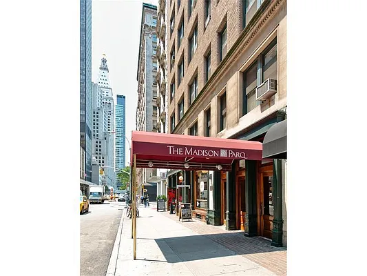 Rented by Immac Realty | media 10