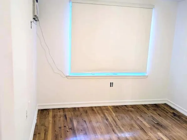 443 West 50th Street image 8 of 15