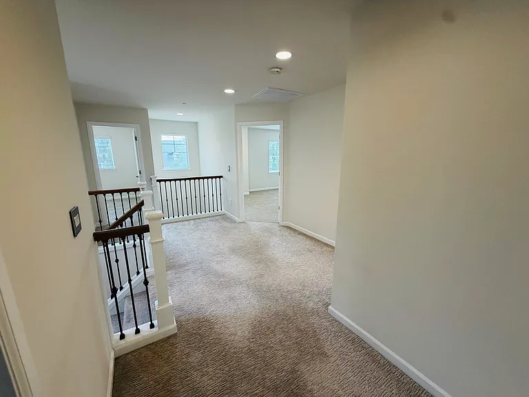 7640 NE 195th St — Photo 13
