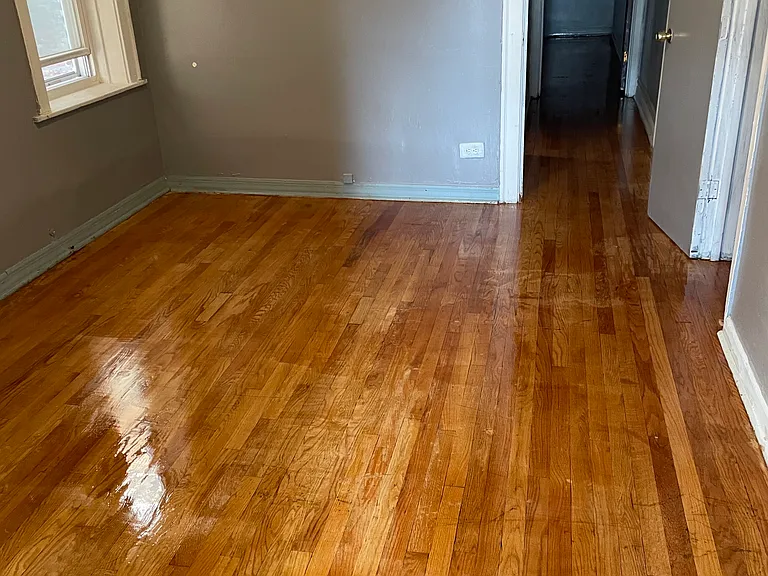 6246 N Rockwell St #2 — Photo 3