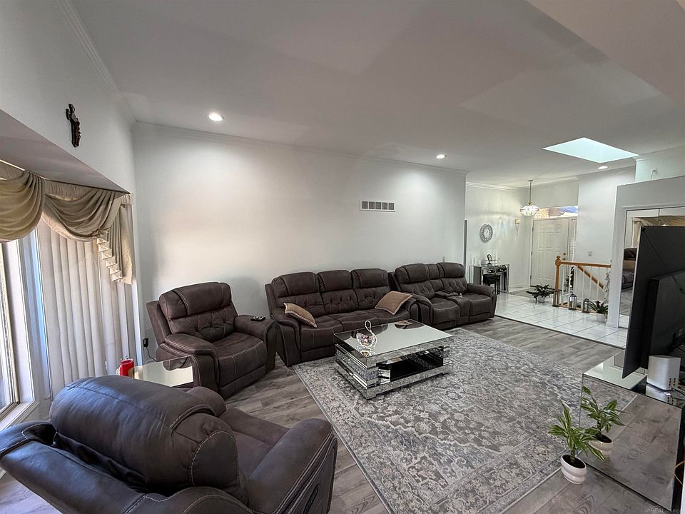 37750 Pebble Pointe Ct, photo 3
