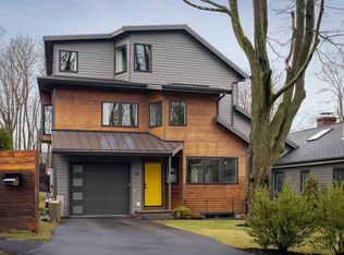 53 Glen Ave #53, Newton Center, MA 02459