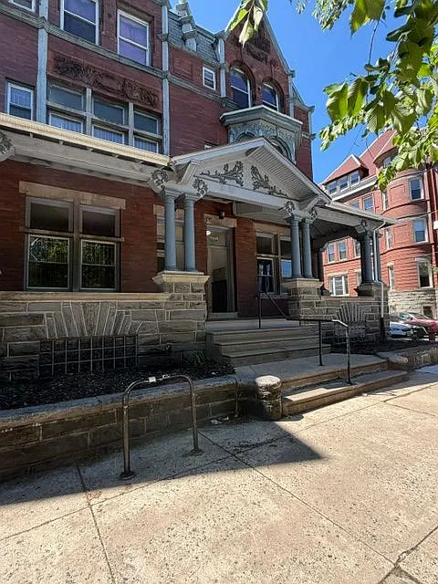 1 bed, $1,080 — Photo 1