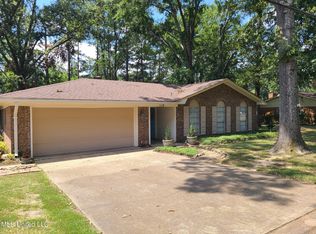 119 Saint Augustine Dr, Madison, MS 39110