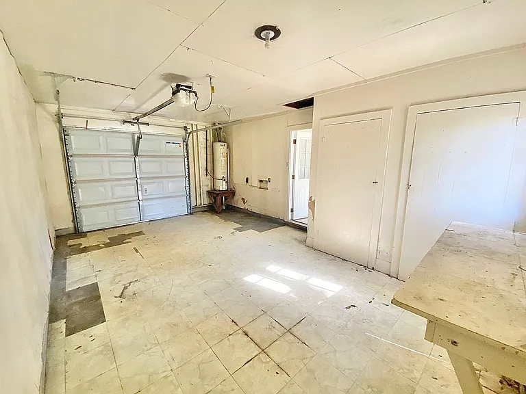 2109 Coronado Pl — Photo 15
