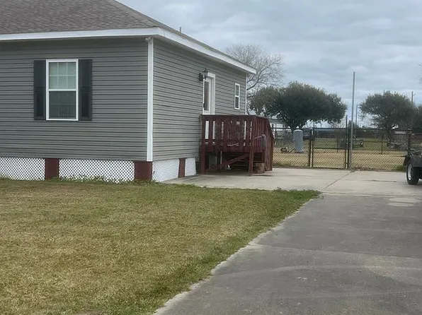 7792 Acadian Ln, Lake Charles, LA 70607