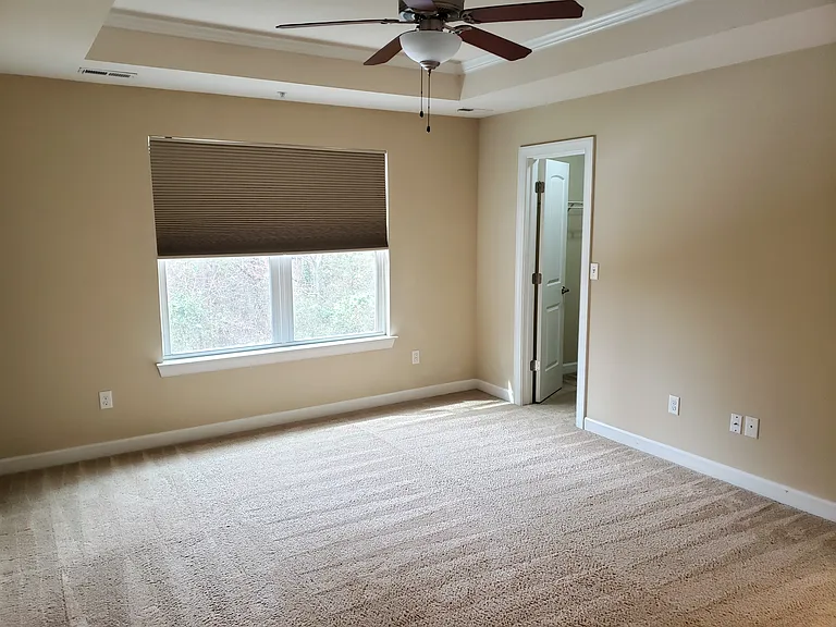 721 Albertine Ct — Photo 12