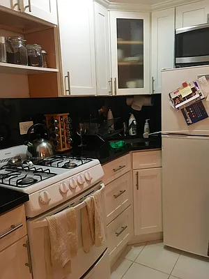 Rented by New York Property Network | media 2