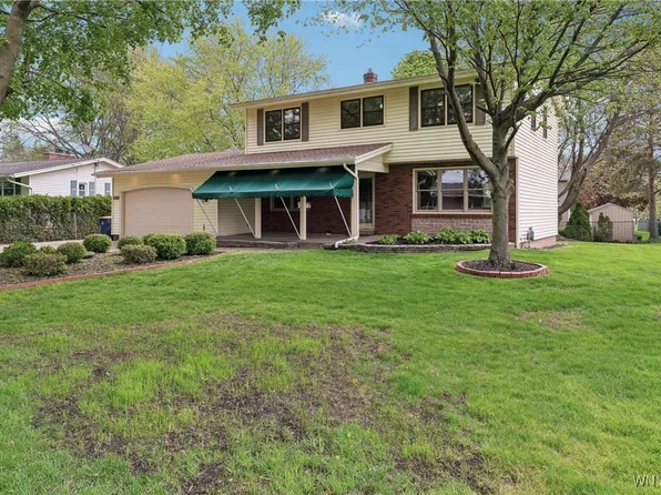 31 Roosevelt Dr, Lockport, NY 14094