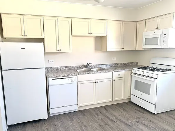 1036 E Division St #C, Lombard, IL 60148