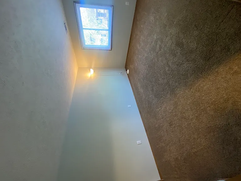 2416 E 50th St #4 — Photo 8