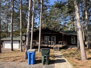 2408 Red Pine Ct, Portage, WI 53901