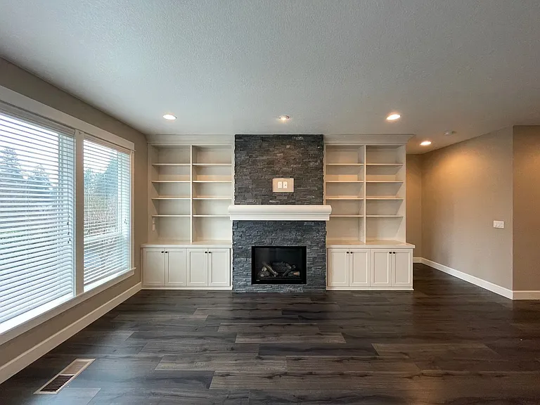 2120 SW Dolph Ct — Photo 11