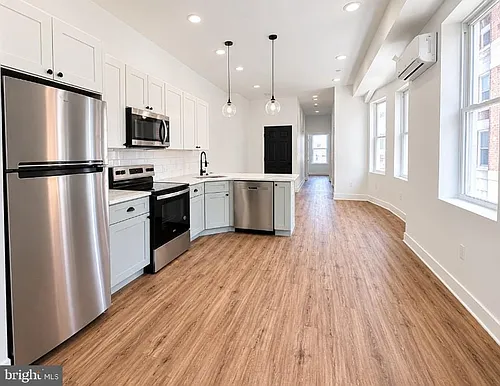 1240 W Allegheny Ave #1 Photo 1