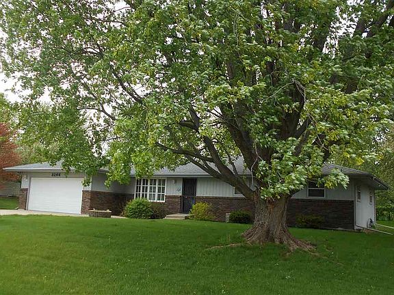 2nd image of 3266 Cavendish Dr