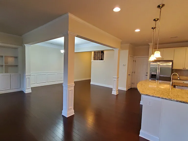 412 Daylin Dr — Photo 32