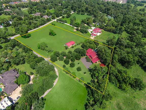 2nd image of 6114 Creekview Dr