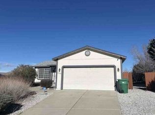 5743 Cinnamon Ct, Sun Valley, NV 89433