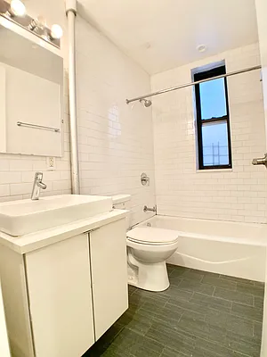 Rented by Bohemia Realty Group | media 20